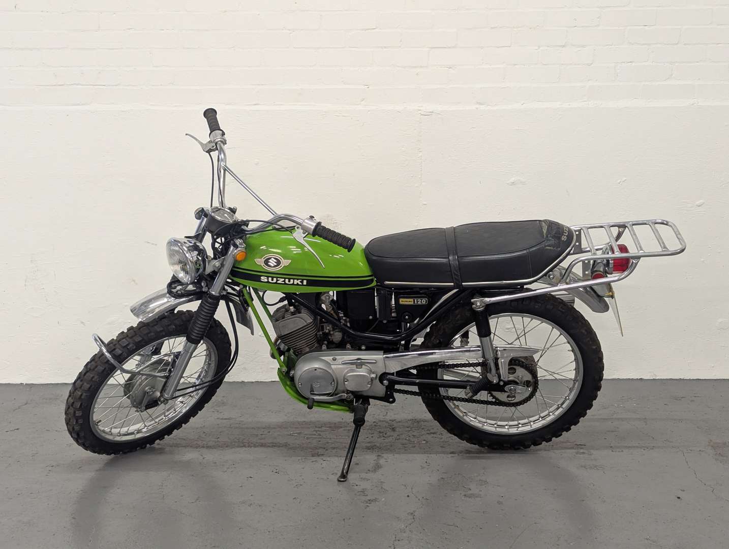 <p>1970 SUZUKI TC120</p>