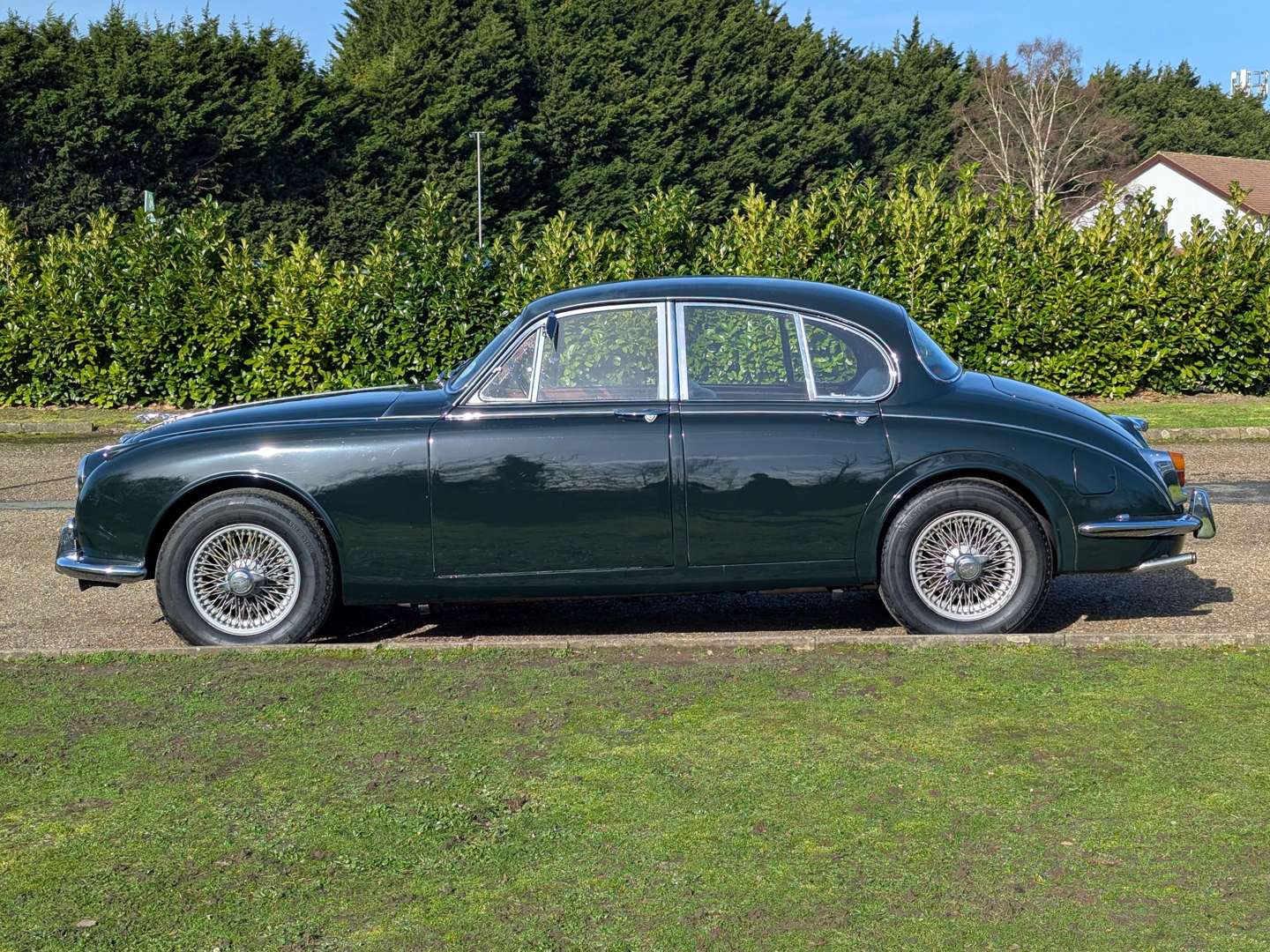 <p>1969 JAGUAR 240</p>