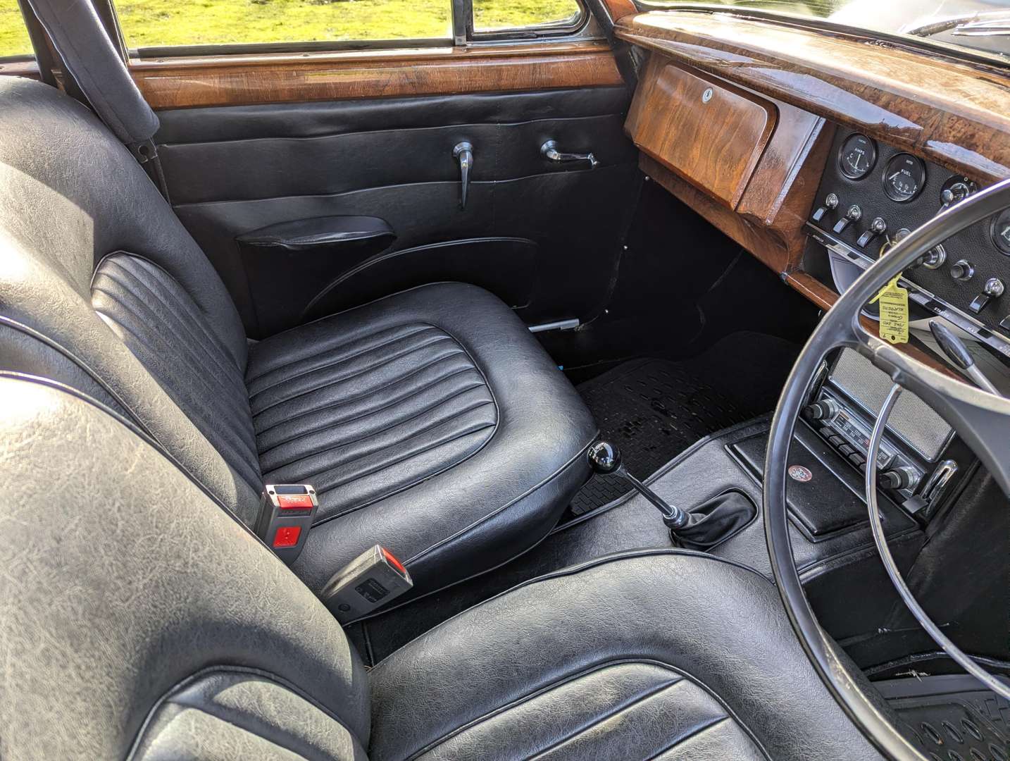 <p>1969 JAGUAR 240</p>