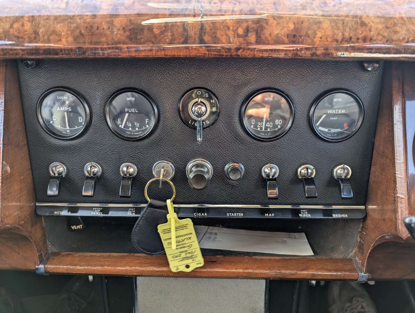 <p>1969 JAGUAR 240</p>