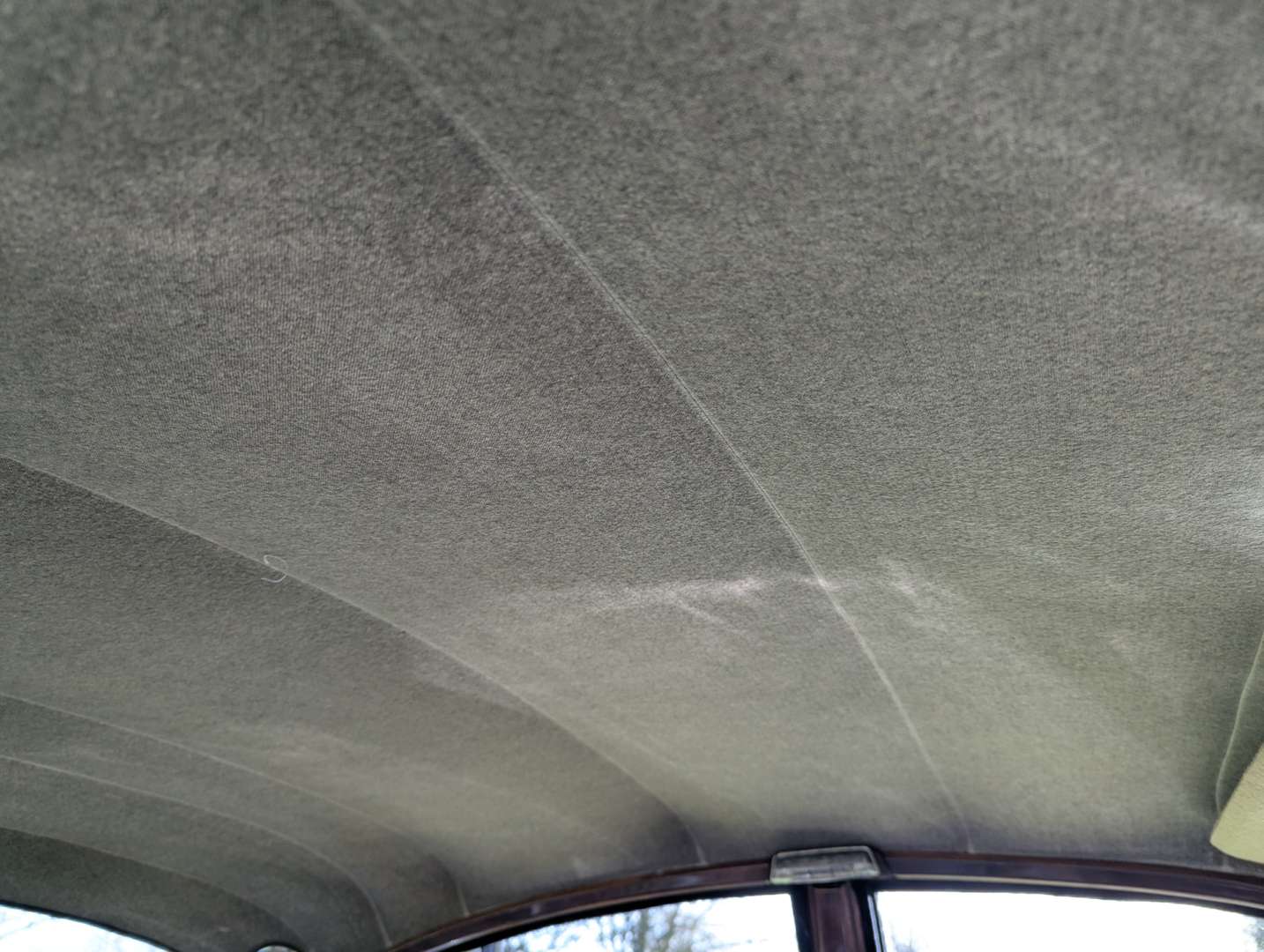 <p>1969 JAGUAR 240</p>