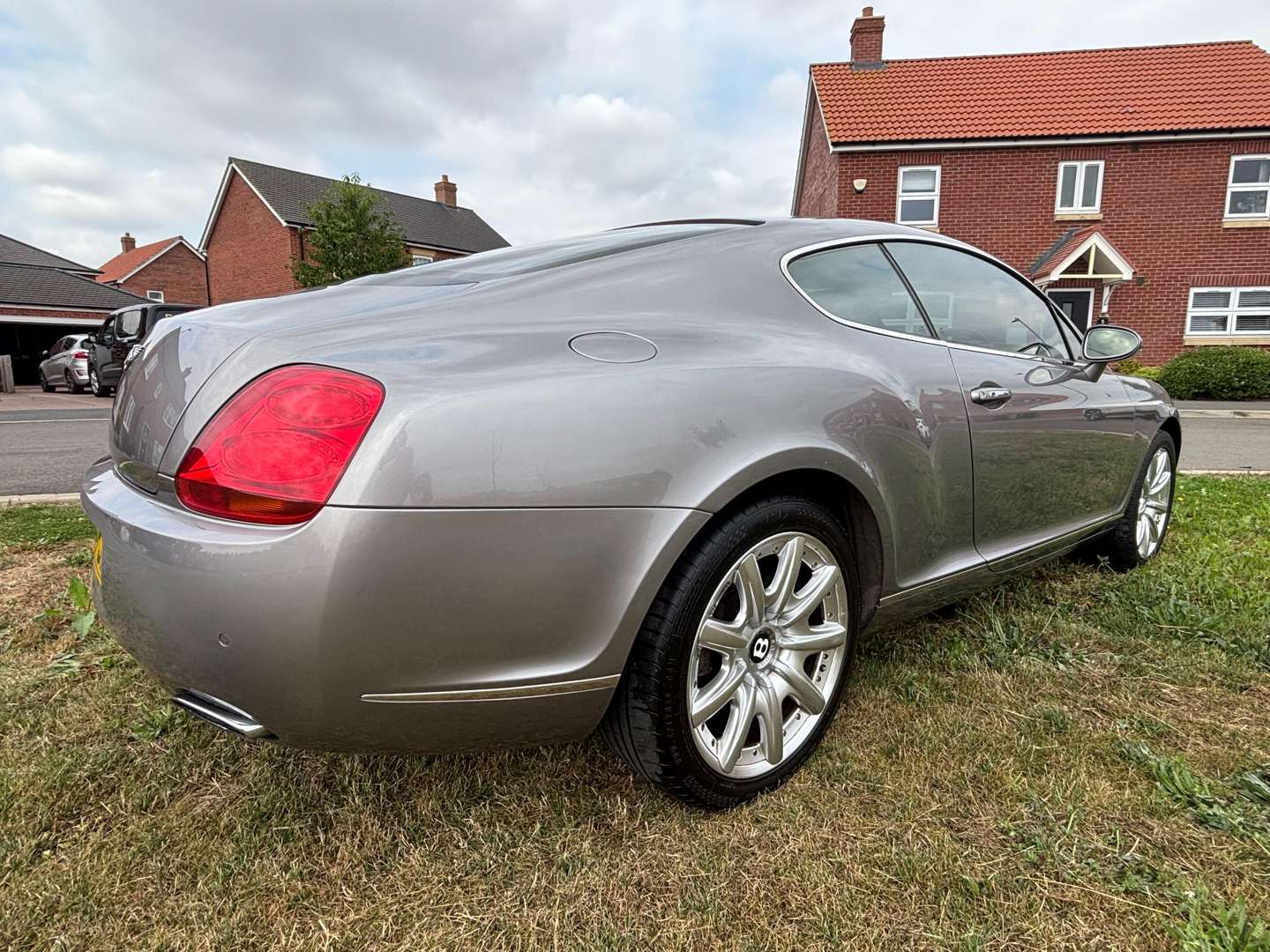 <p>2004 BENTLEY CONTINENTAL GT AUTO</p>
