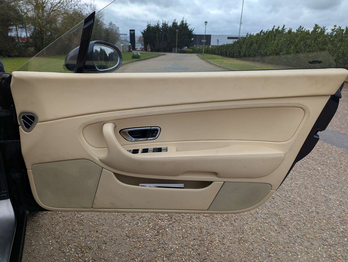 <p>2006 BENTLEY CONTINENTAL GTC AUTO</p>