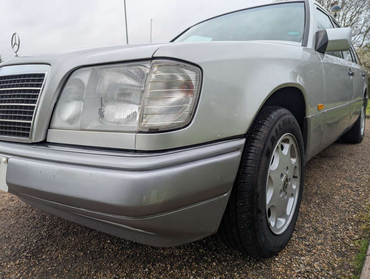 <p>1995 MERCEDES E220 W124 AUTO</p>