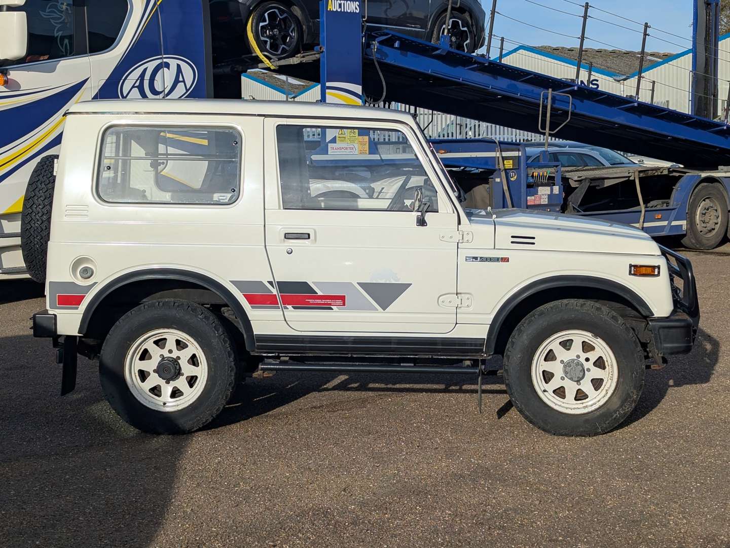 <p>1986 SUZUKI SJ413</p>