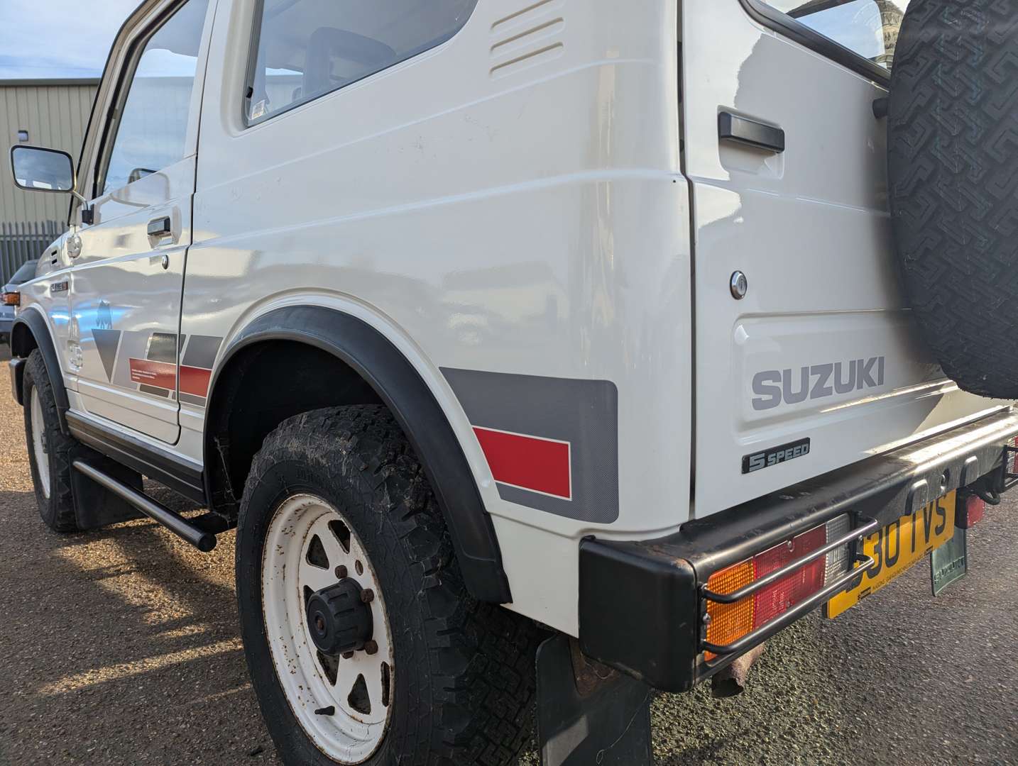 <p>1986 SUZUKI SJ413</p>