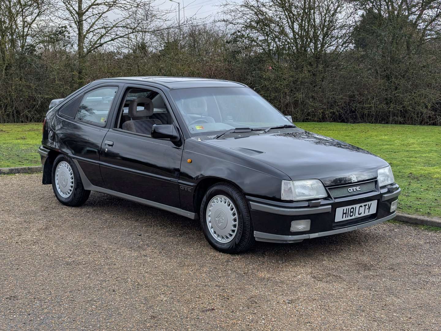 <p>1991 VAUXHALL ASTRA GTE</p>