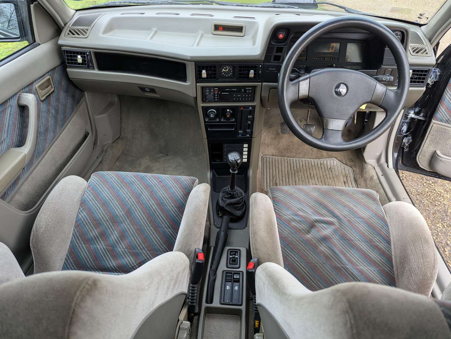 <p>1991 VAUXHALL ASTRA GTE</p>