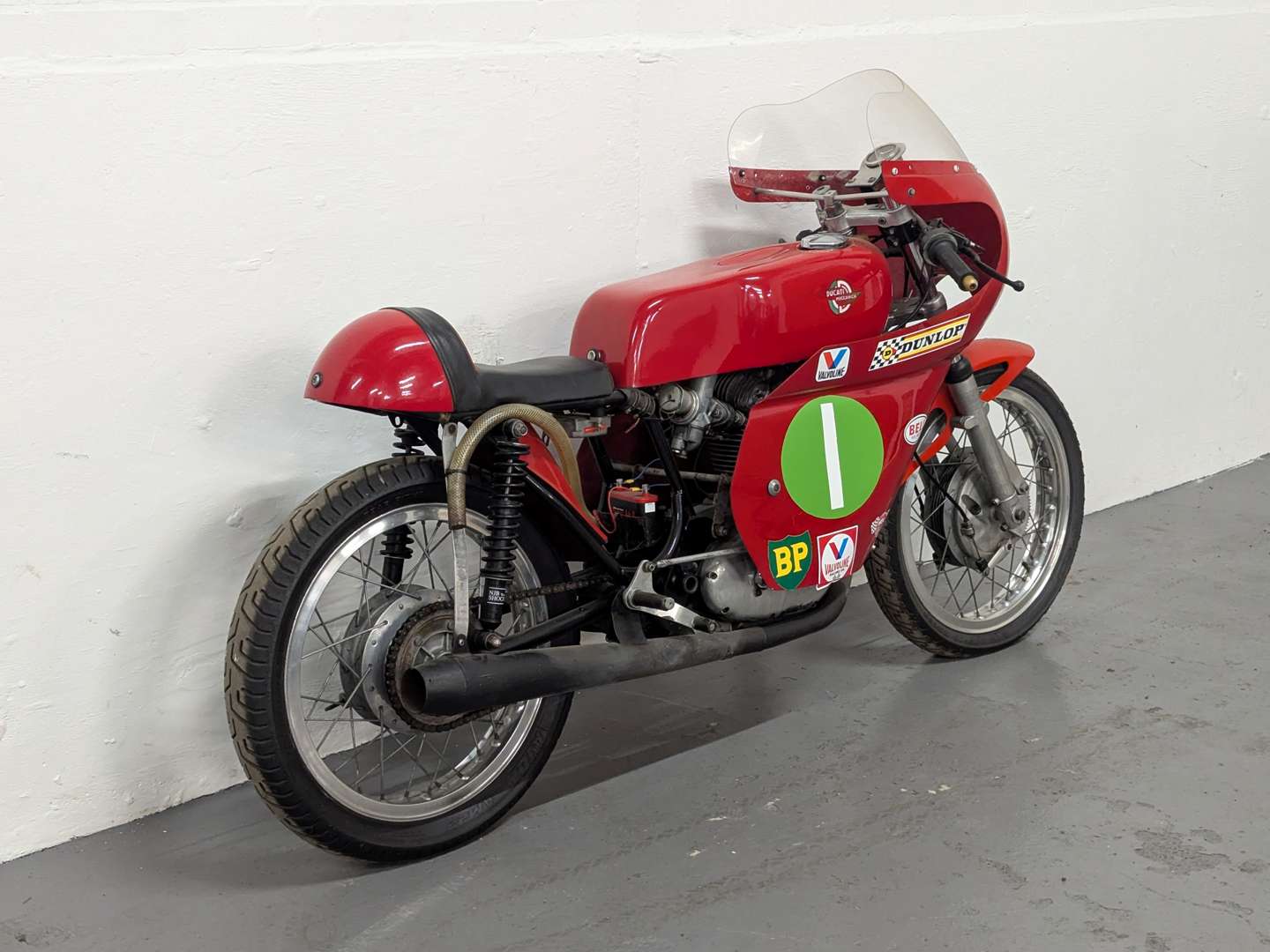 <p>1970 DUCATI MKIII 250</p>