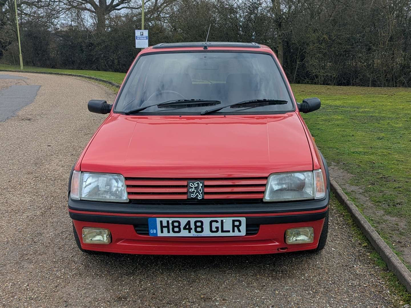 <p>1991 PEUGEOT 205 1.6 GTI</p>