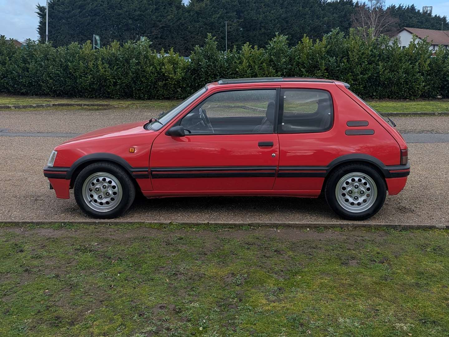 <p>1991 PEUGEOT 205 1.6 GTI</p>