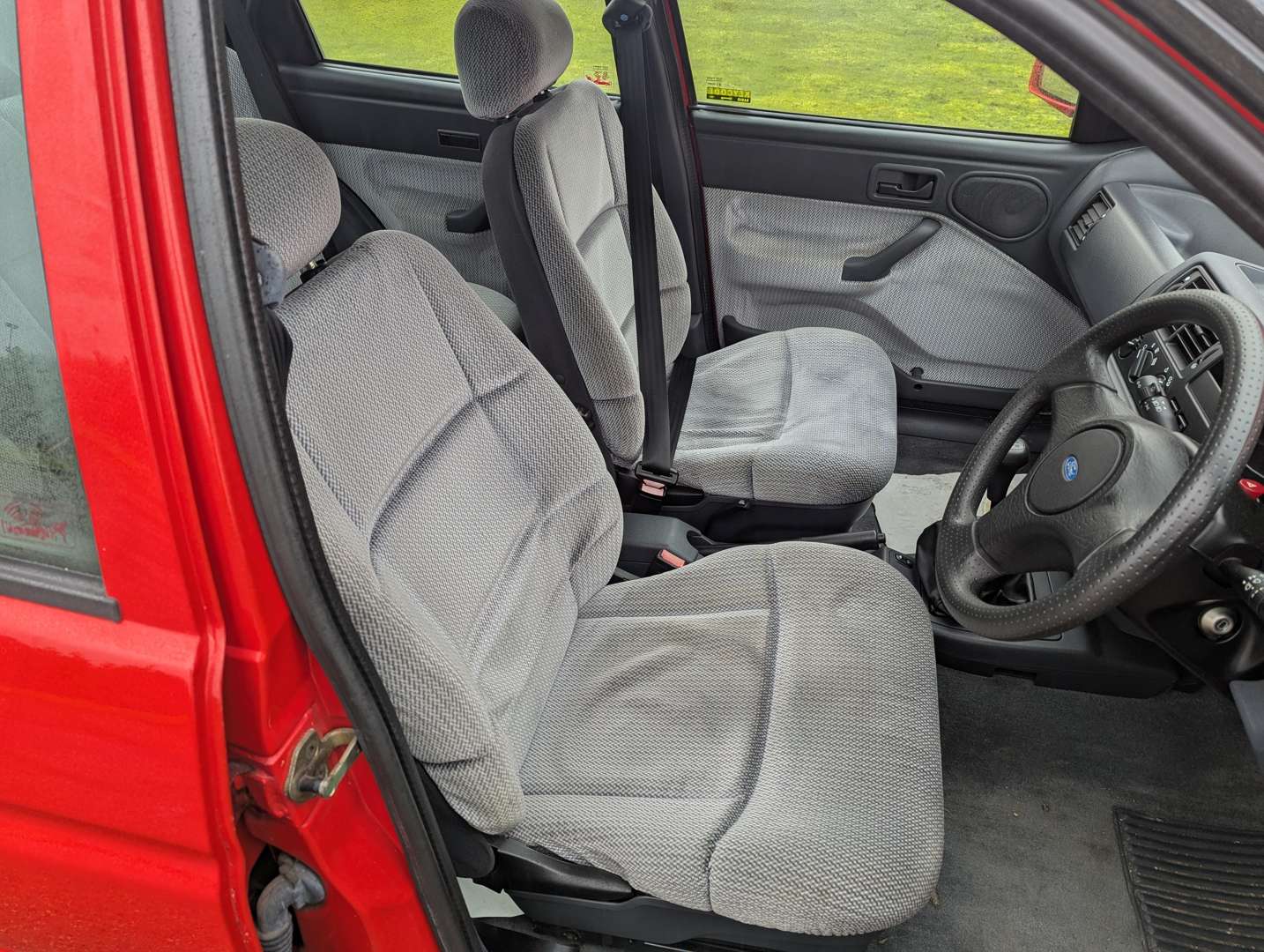 <p>1991 FORD ORION GHIA I - ONE REGISTERED OWNER FROM NEW</p>