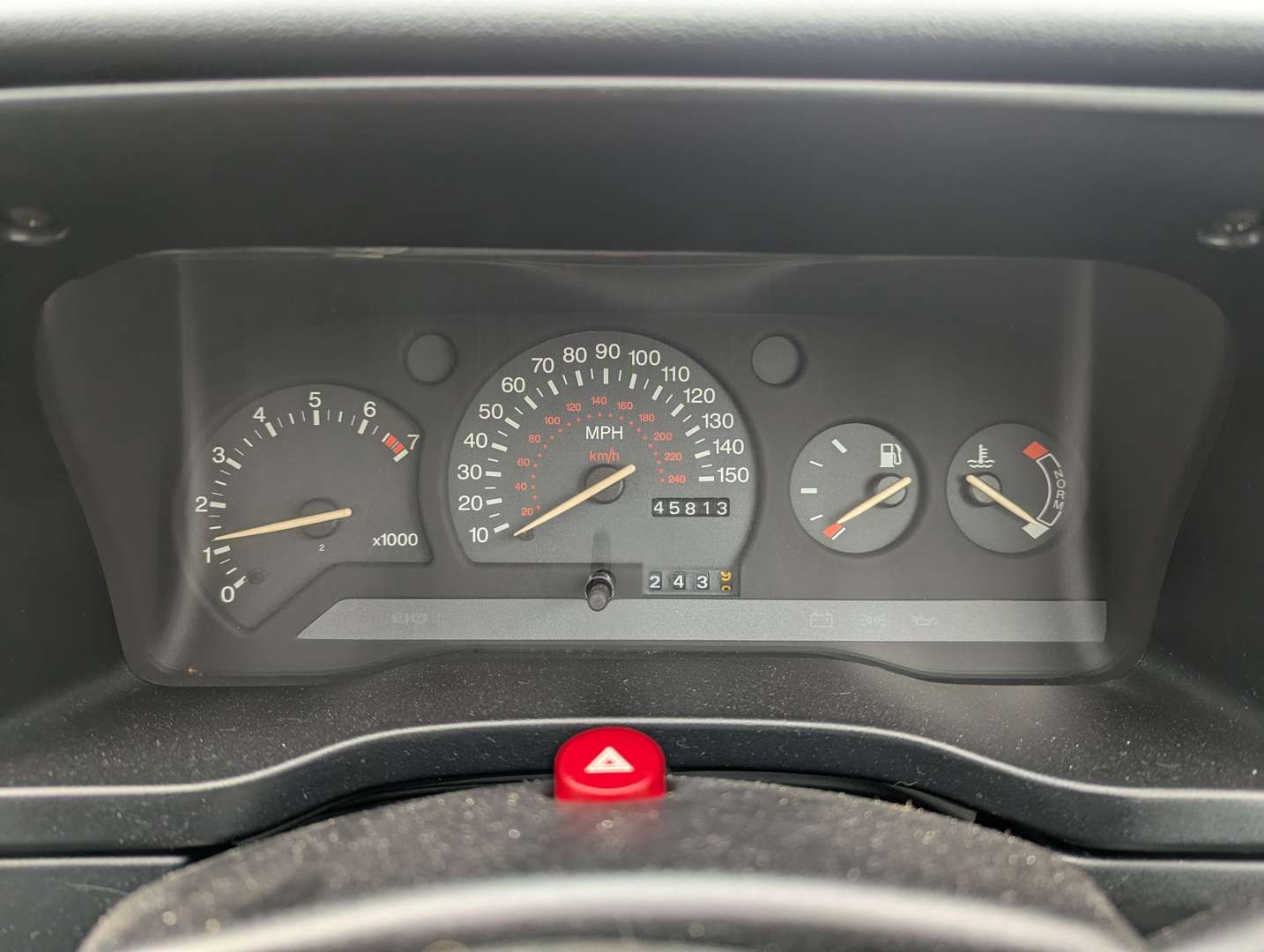 <p>1991 FORD ORION GHIA I - ONE REGISTERED OWNER FROM NEW</p>