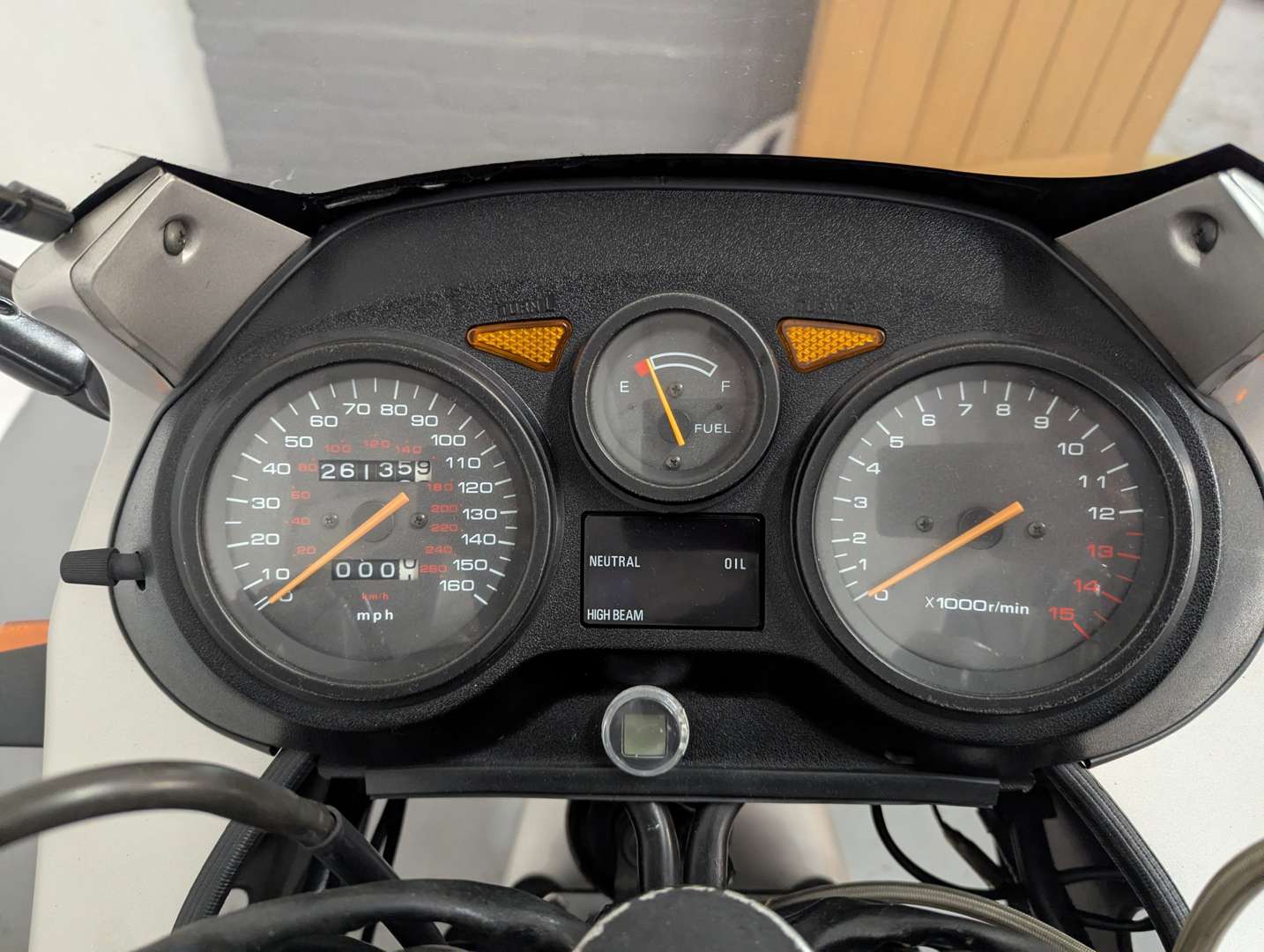 <p>1990 SUZUKI GSX 750F SLINGSHOT</p>