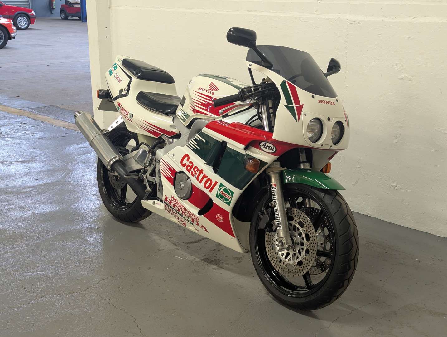 <p>1991 HONDA CBR 400</p>