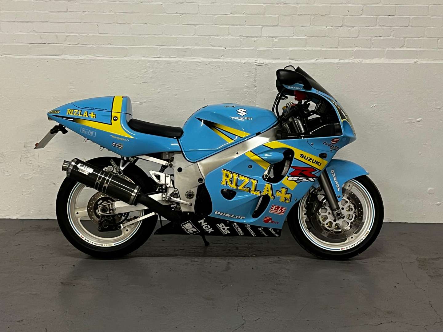 <p>1997 SUZUKI GSXR 600 V</p>