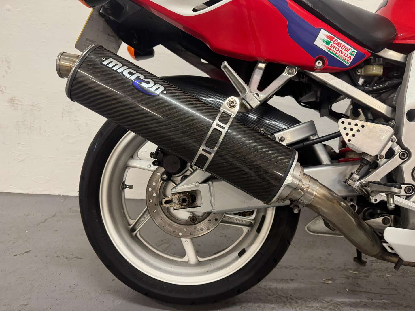 <p>1996 HONDA CBR FIREBLADE 900CC</p>