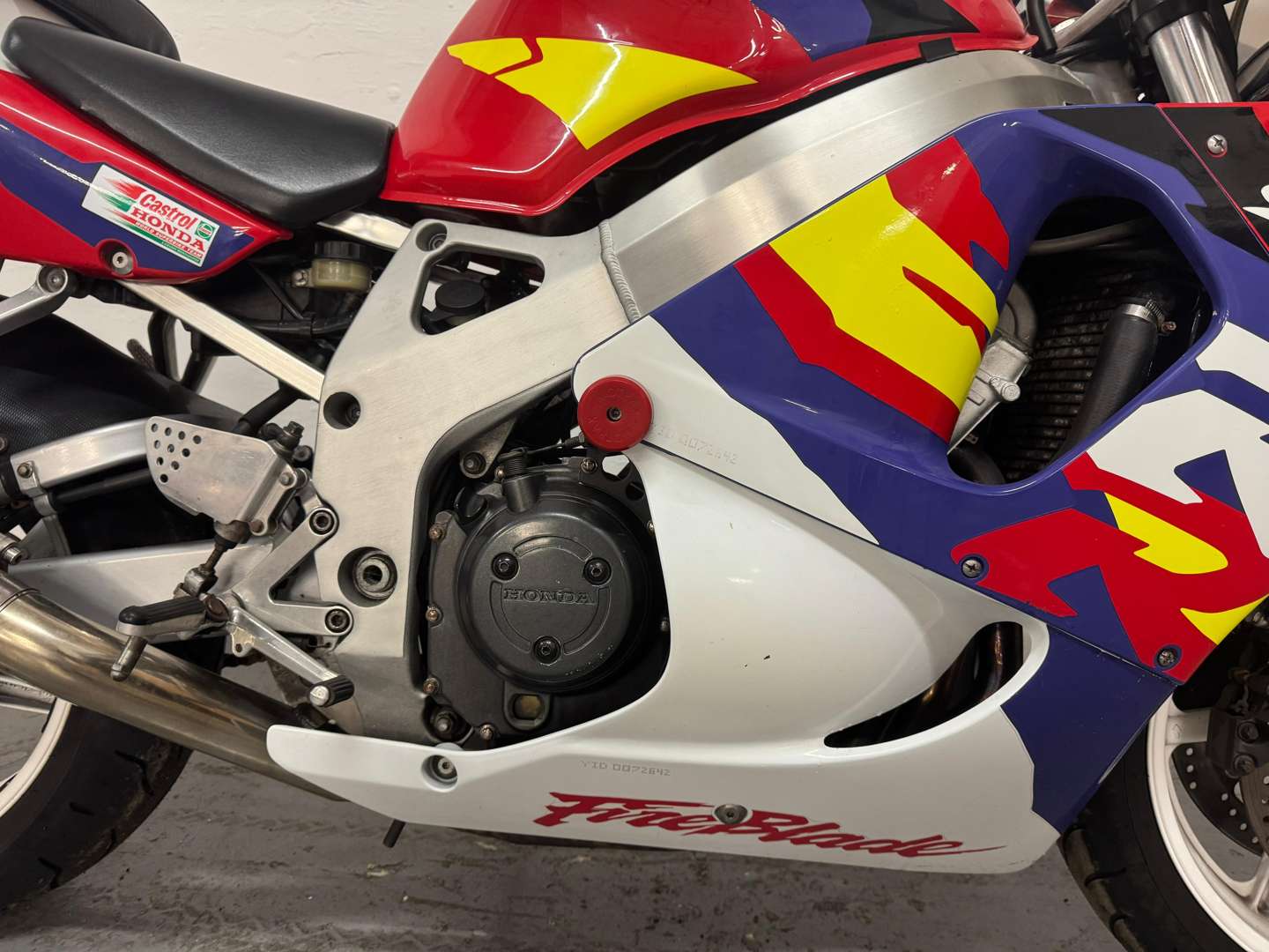 <p>1996 HONDA CBR FIREBLADE 900CC</p>