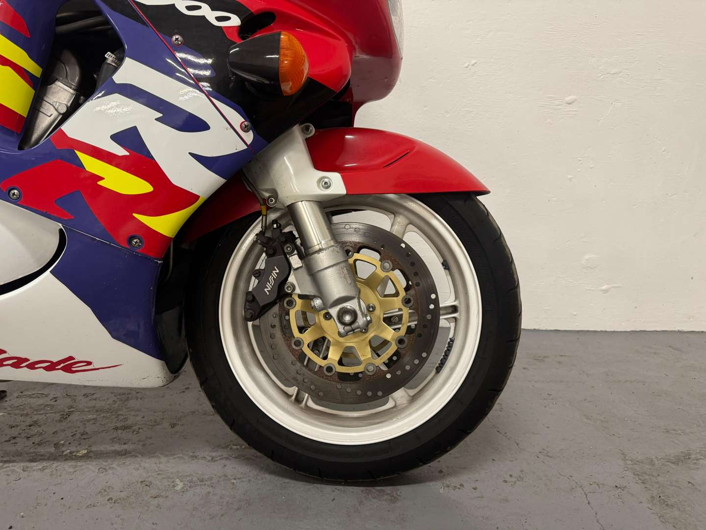 <p>1996 HONDA CBR FIREBLADE 900CC</p>