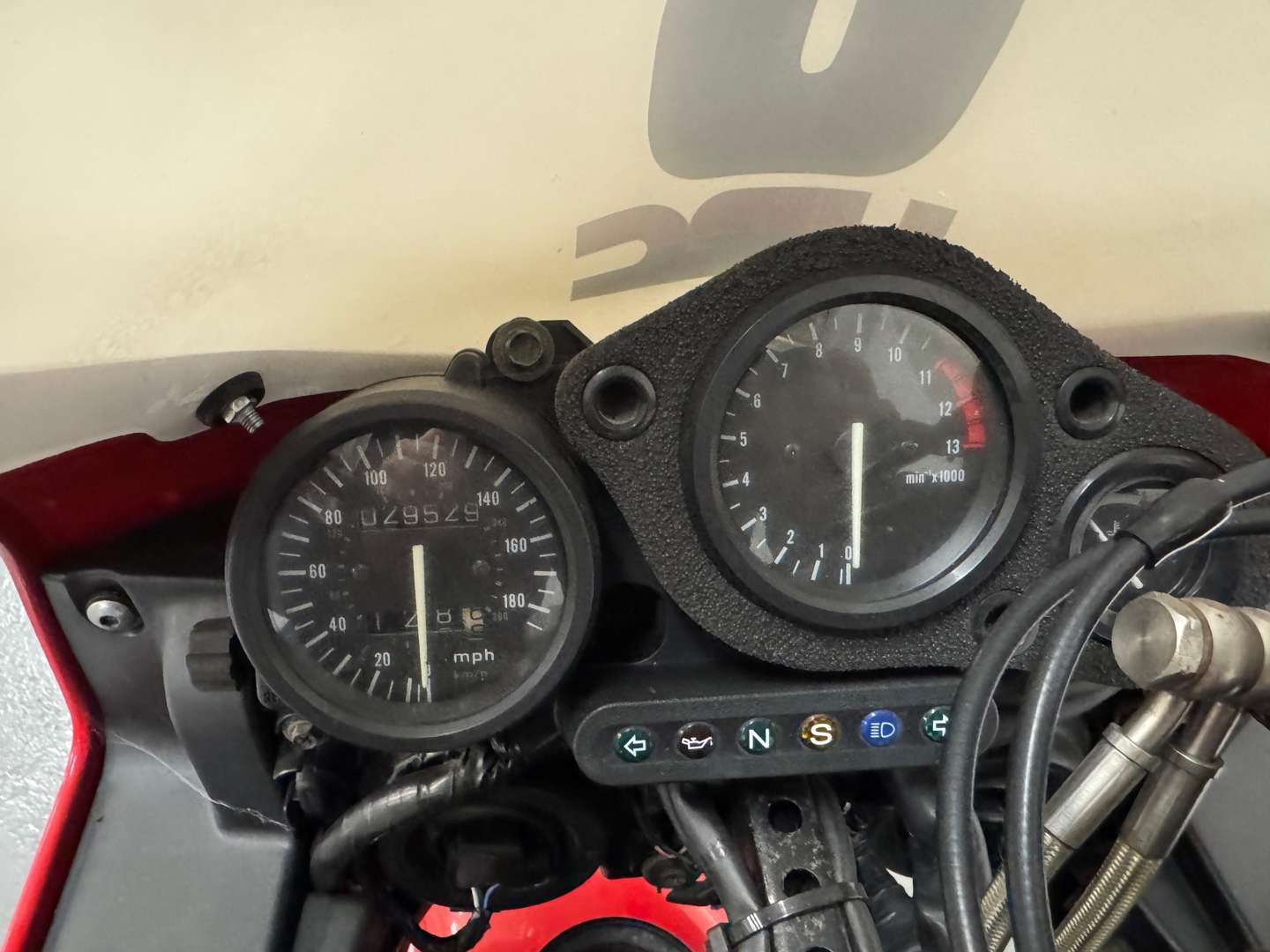 <p>1996 HONDA CBR FIREBLADE 900CC</p>