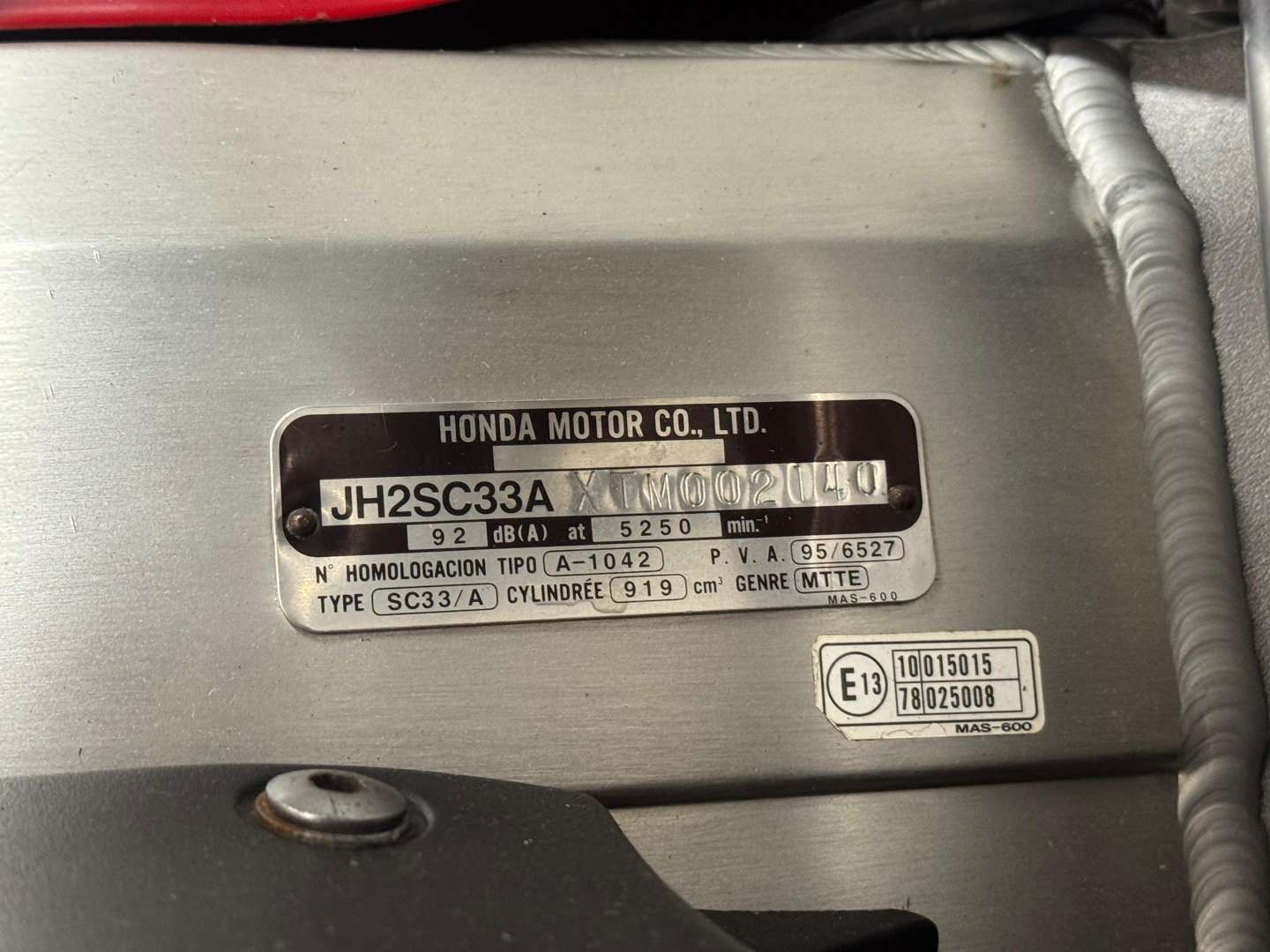 <p>1996 HONDA CBR FIREBLADE 900CC</p>