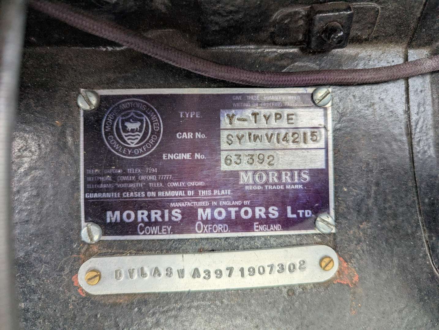 <p>1948 MORRIS Y VAN</p>