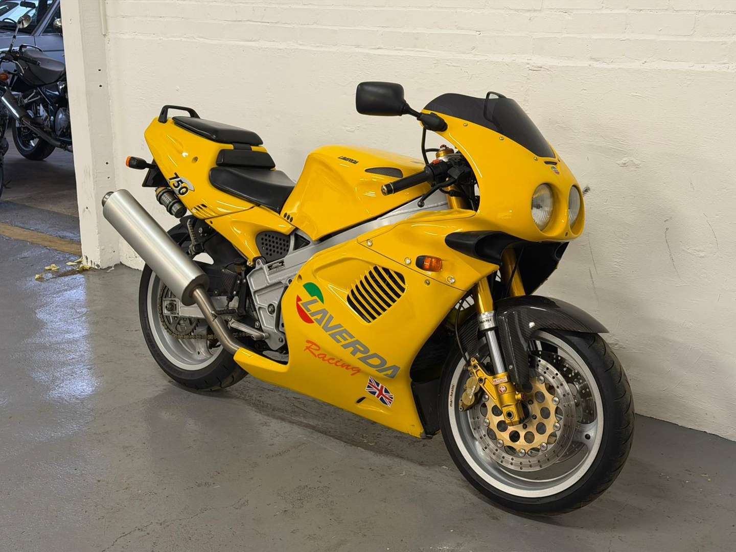 <p>2000 LAVERDA 750S</p>