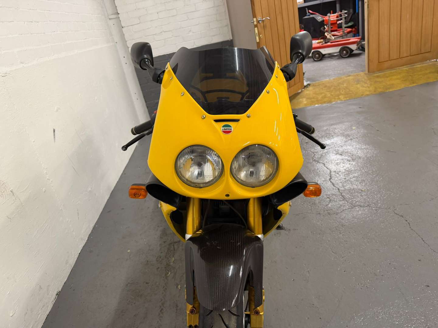 <p>2000 LAVERDA 750S</p>