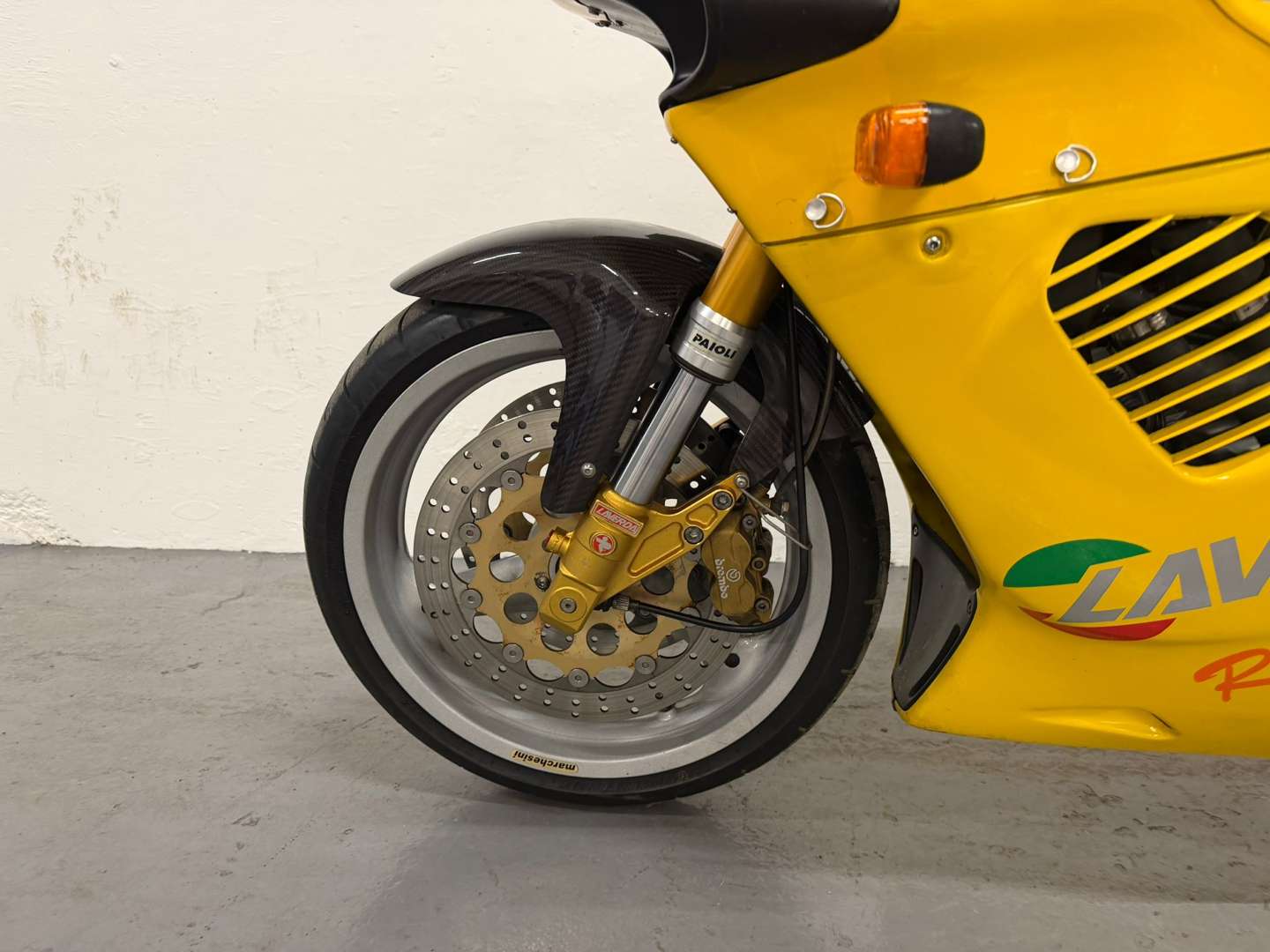 <p>2000 LAVERDA 750S</p>