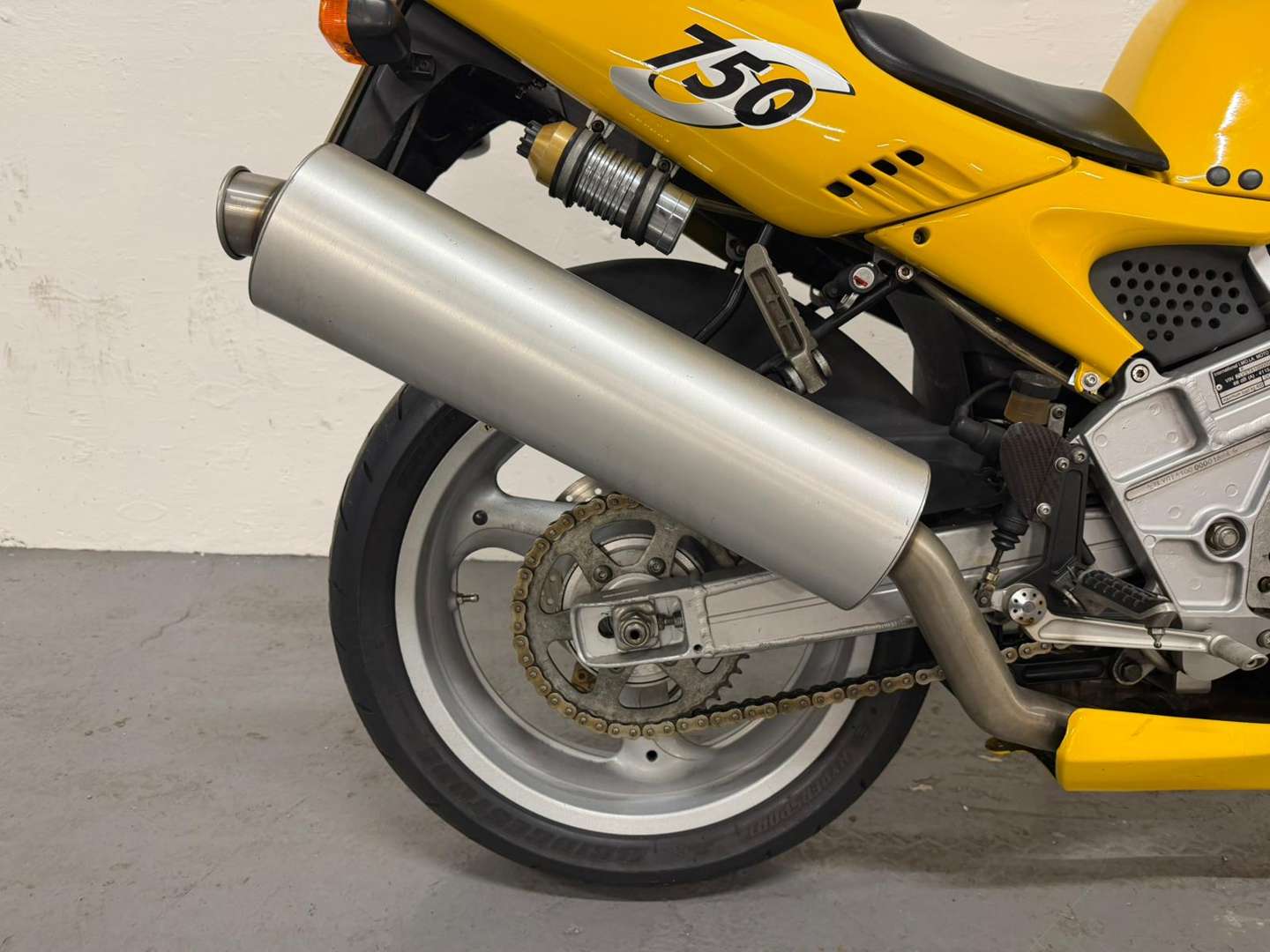 <p>2000 LAVERDA 750S</p>