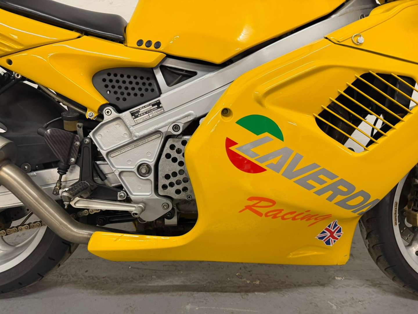 <p>2000 LAVERDA 750S</p>