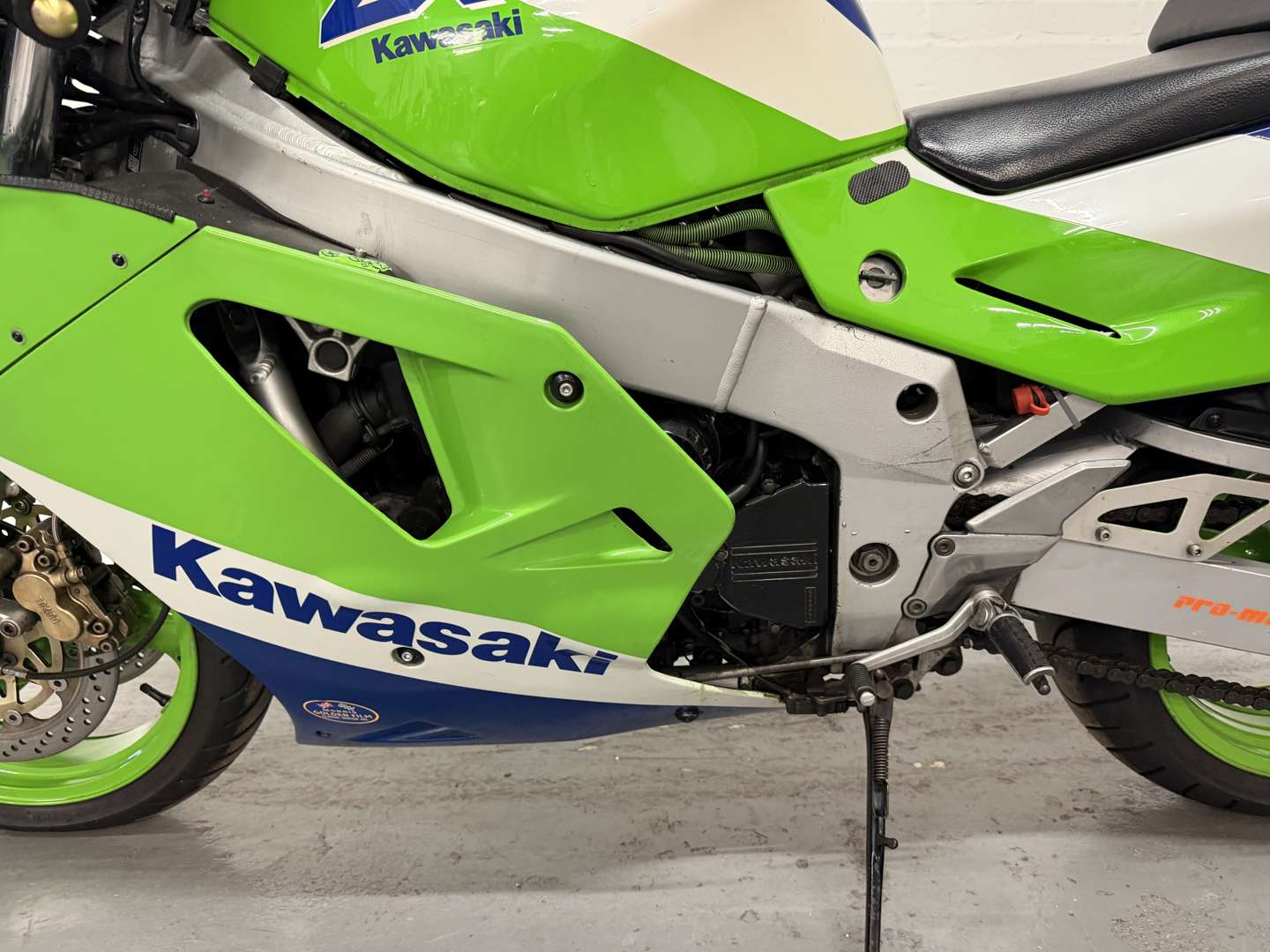<p>1989 KAWASAKI ZX 750</p>