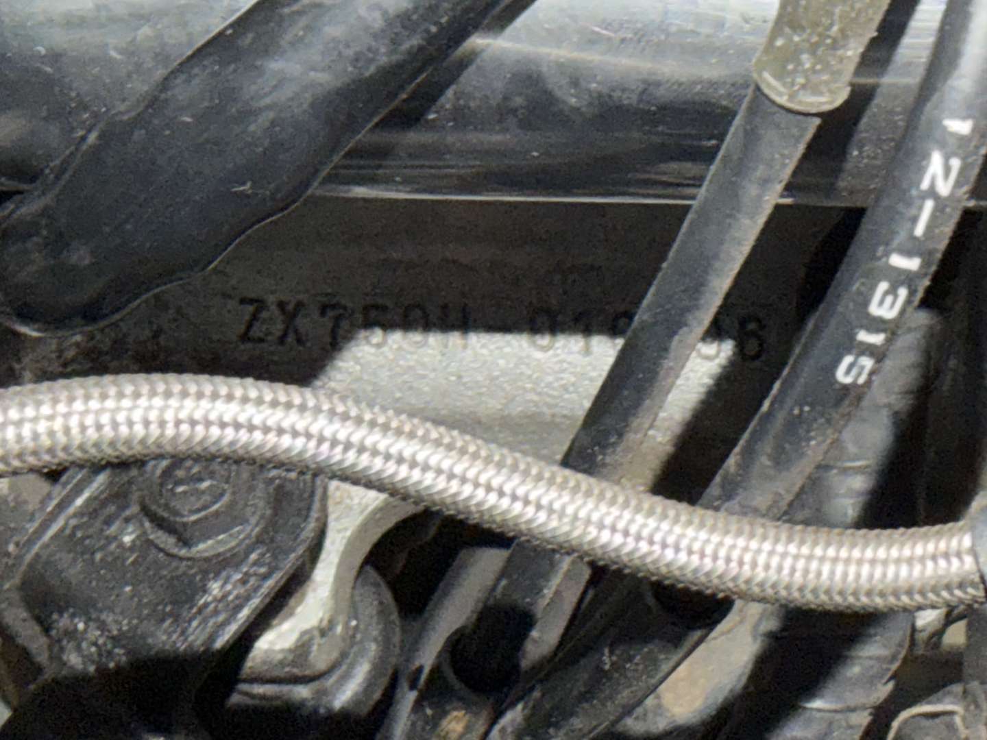 <p>1989 KAWASAKI ZX 750</p>