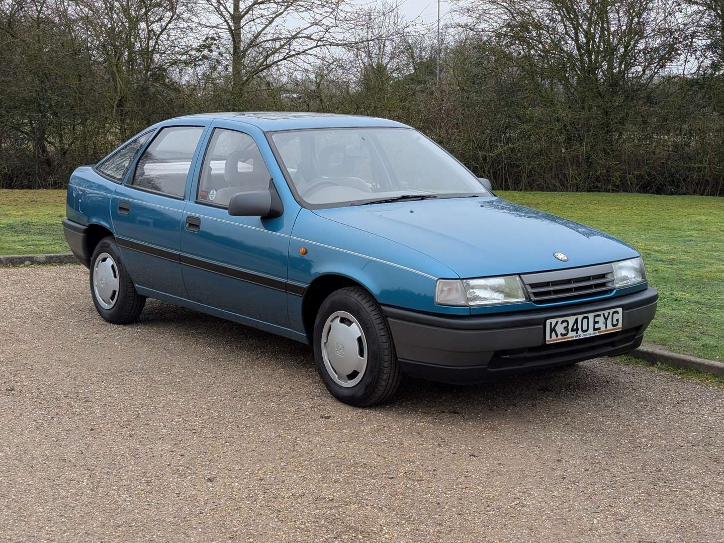 <p>1992 VAUXHALL CAVALIER AUTO</p>
