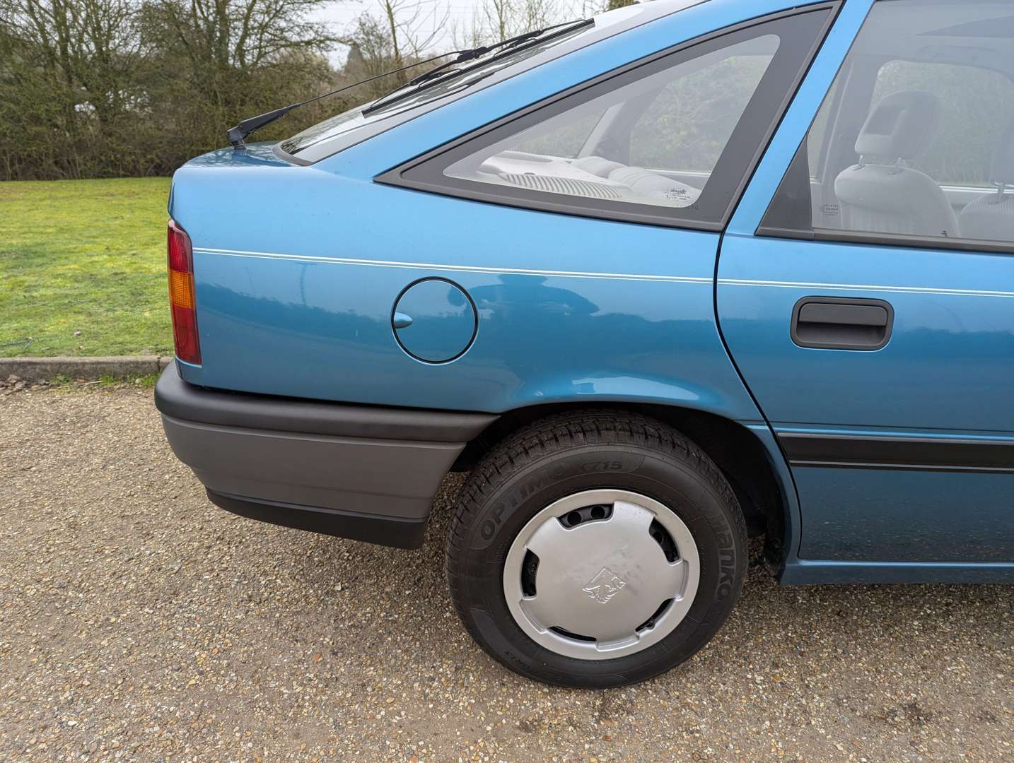 <p>1992 VAUXHALL CAVALIER AUTO</p>