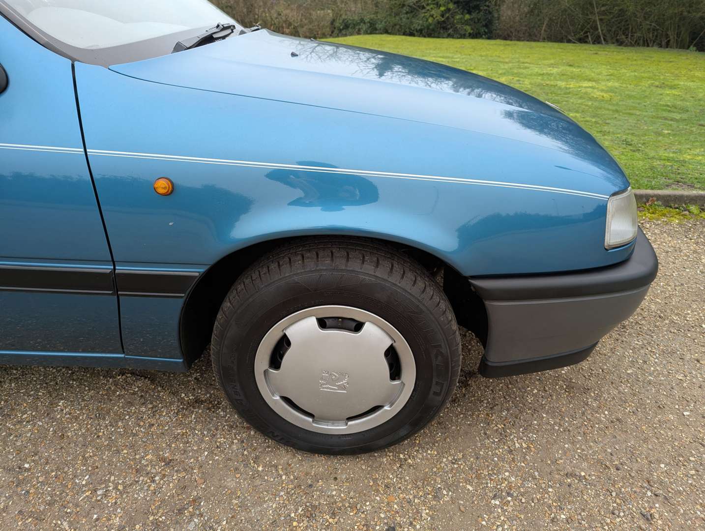 <p>1992 VAUXHALL CAVALIER AUTO</p>