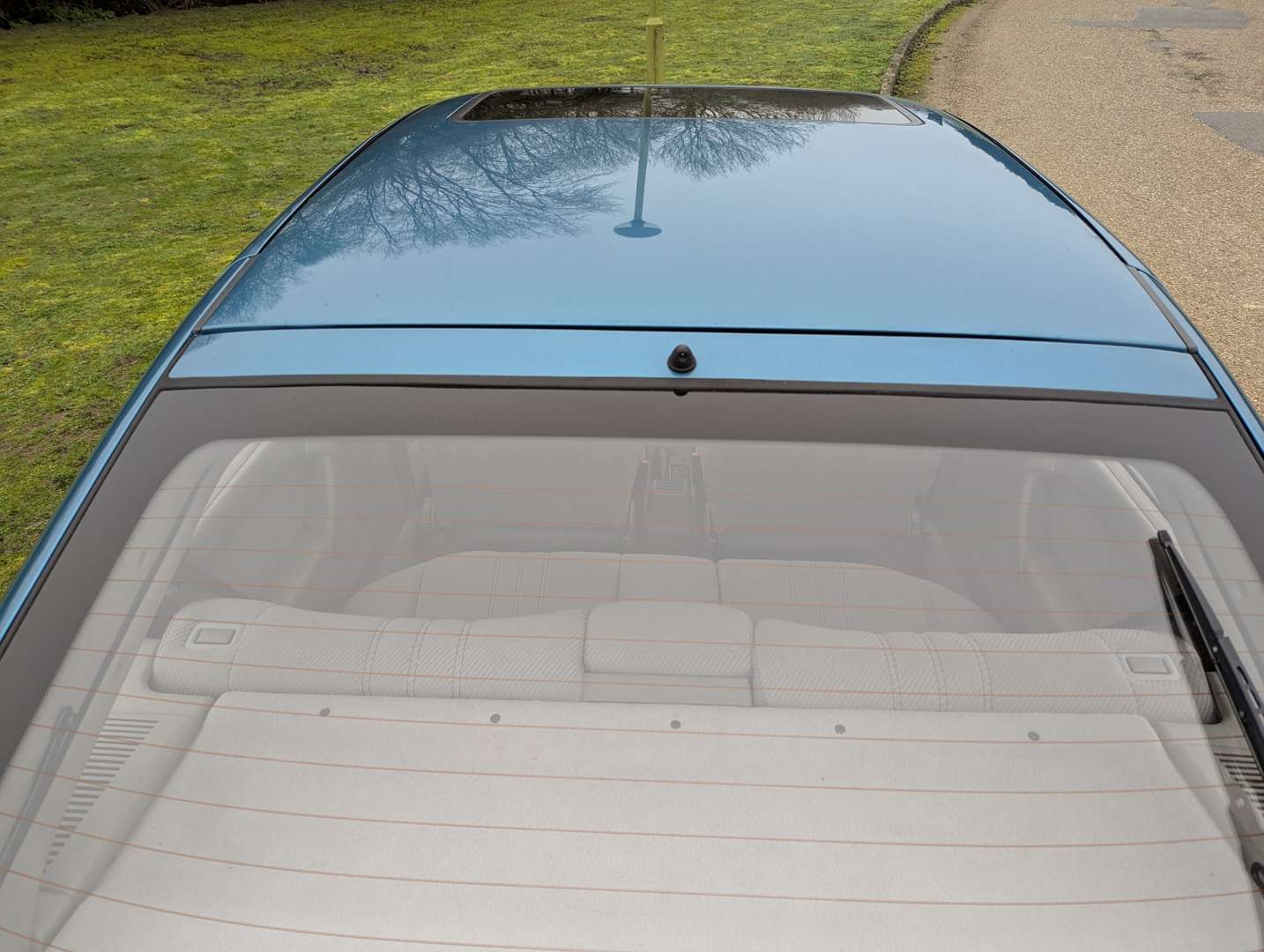 <p>1992 VAUXHALL CAVALIER AUTO</p>