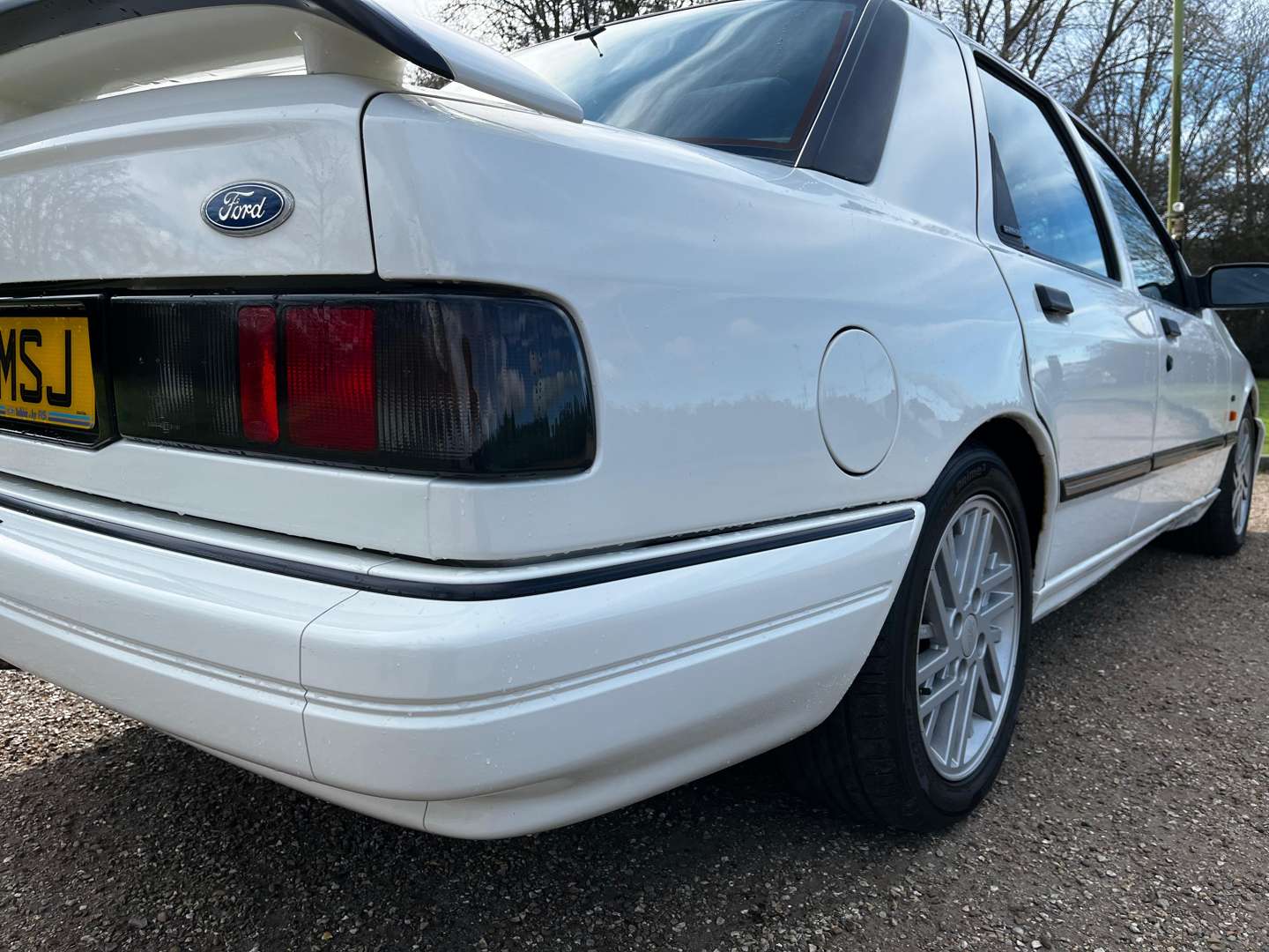 <p>1991 FORD SIERRA SAPPHIRE COSWORTH 4X4 - ONE REGISTERED KEEPER</p>