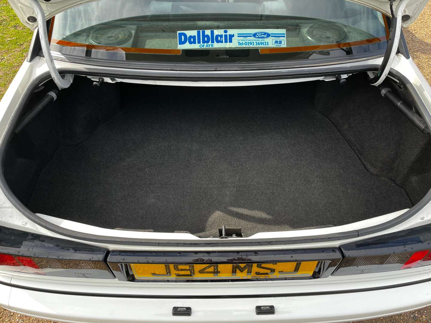 <p>1991 FORD SIERRA SAPPHIRE COSWORTH 4X4 - ONE REGISTERED KEEPER</p>