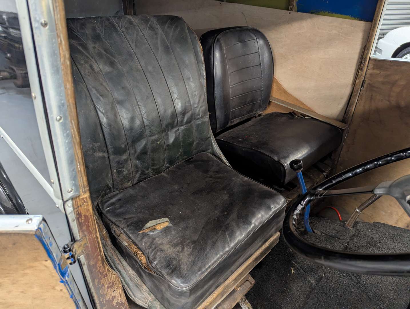 <p>1935 RALEIGH GOODS TRICYCLE</p>