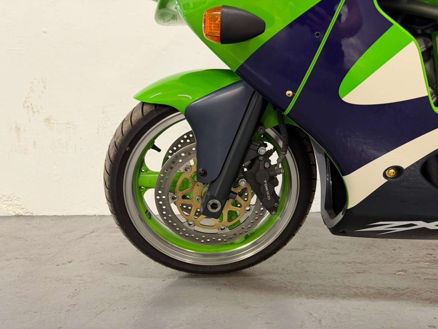 <p>1999 KAWASAKI ZX600-G2</p>