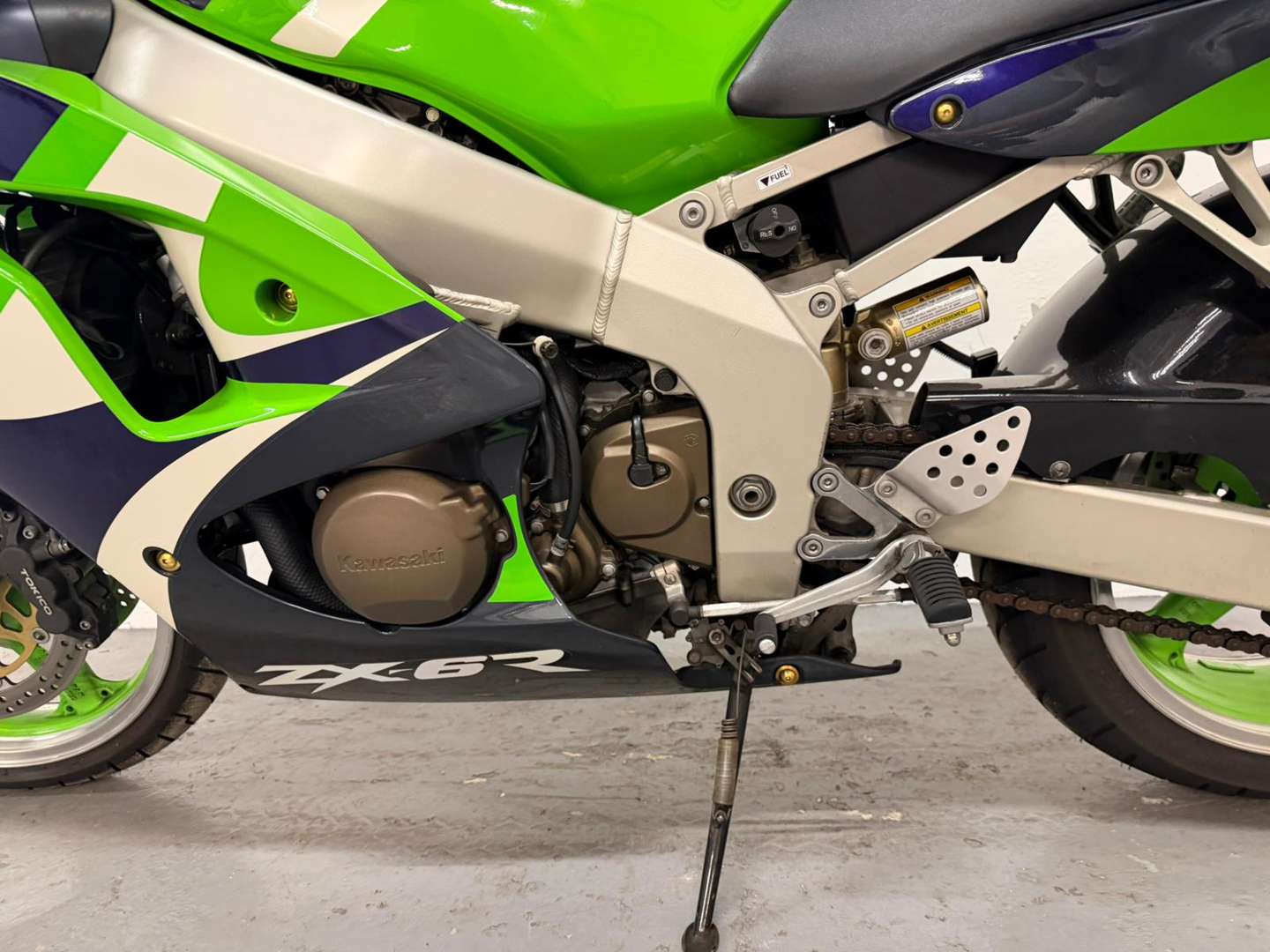 <p>1999 KAWASAKI ZX600-G2</p>