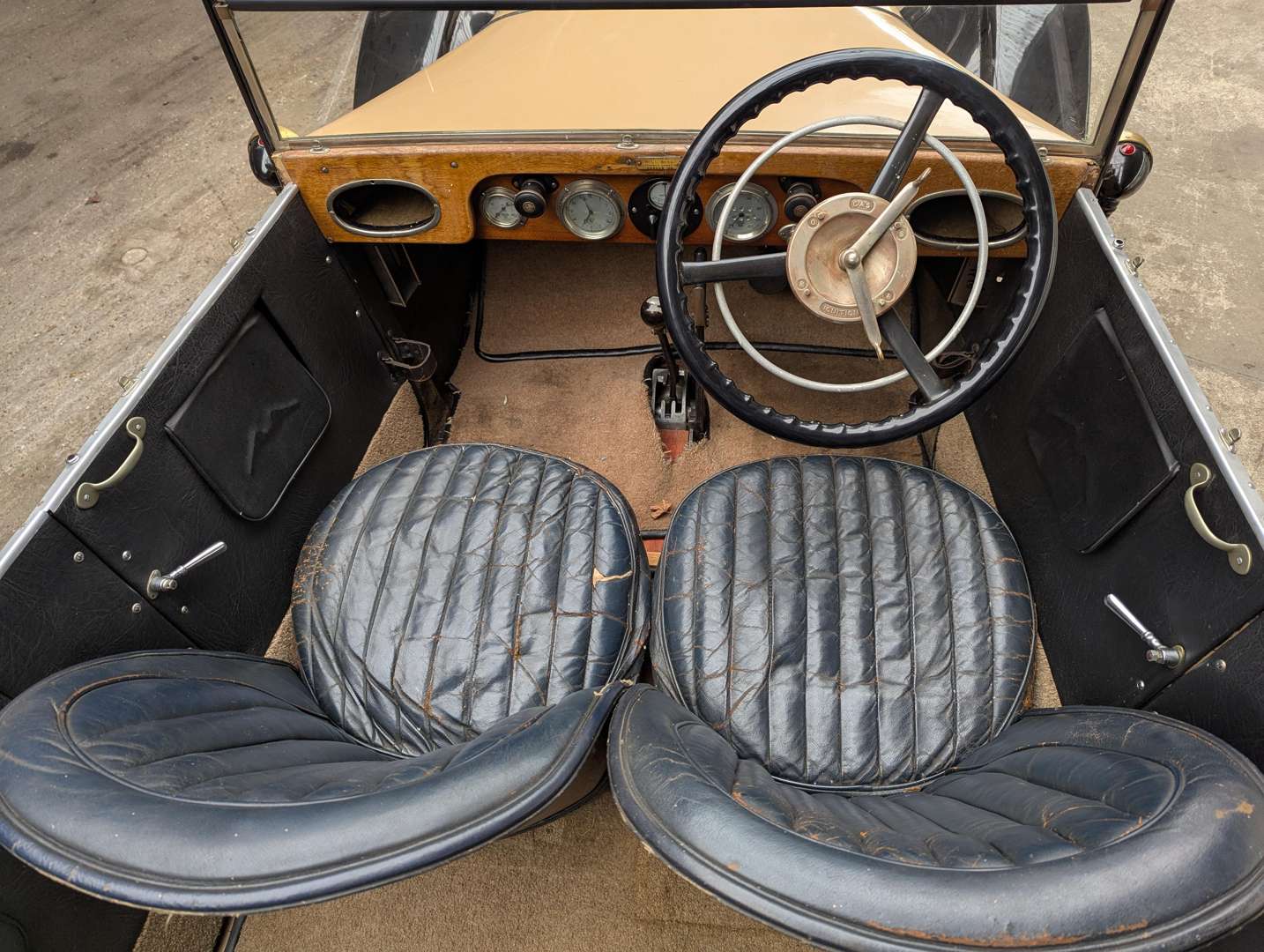 <p>1928 AUSTIN 12/4 TOURER</p>