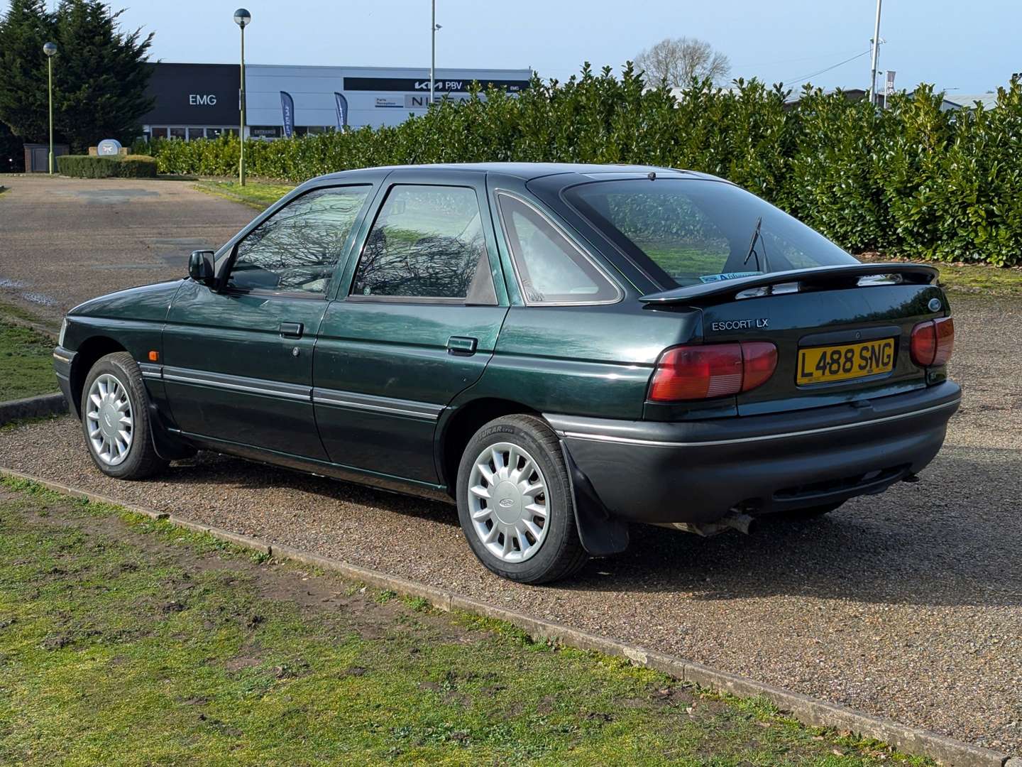 <p>1994 FORD ESCORT LX I</p>