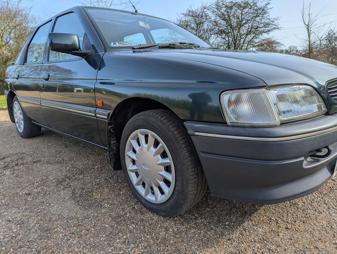 <p>1994 FORD ESCORT LX I</p>