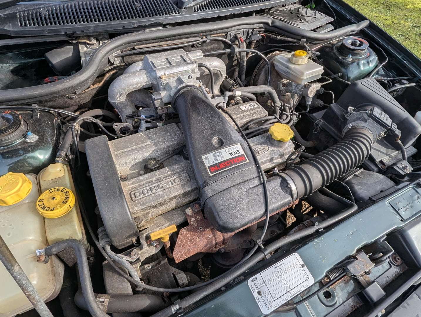 <p>1994 FORD ESCORT LX I</p>