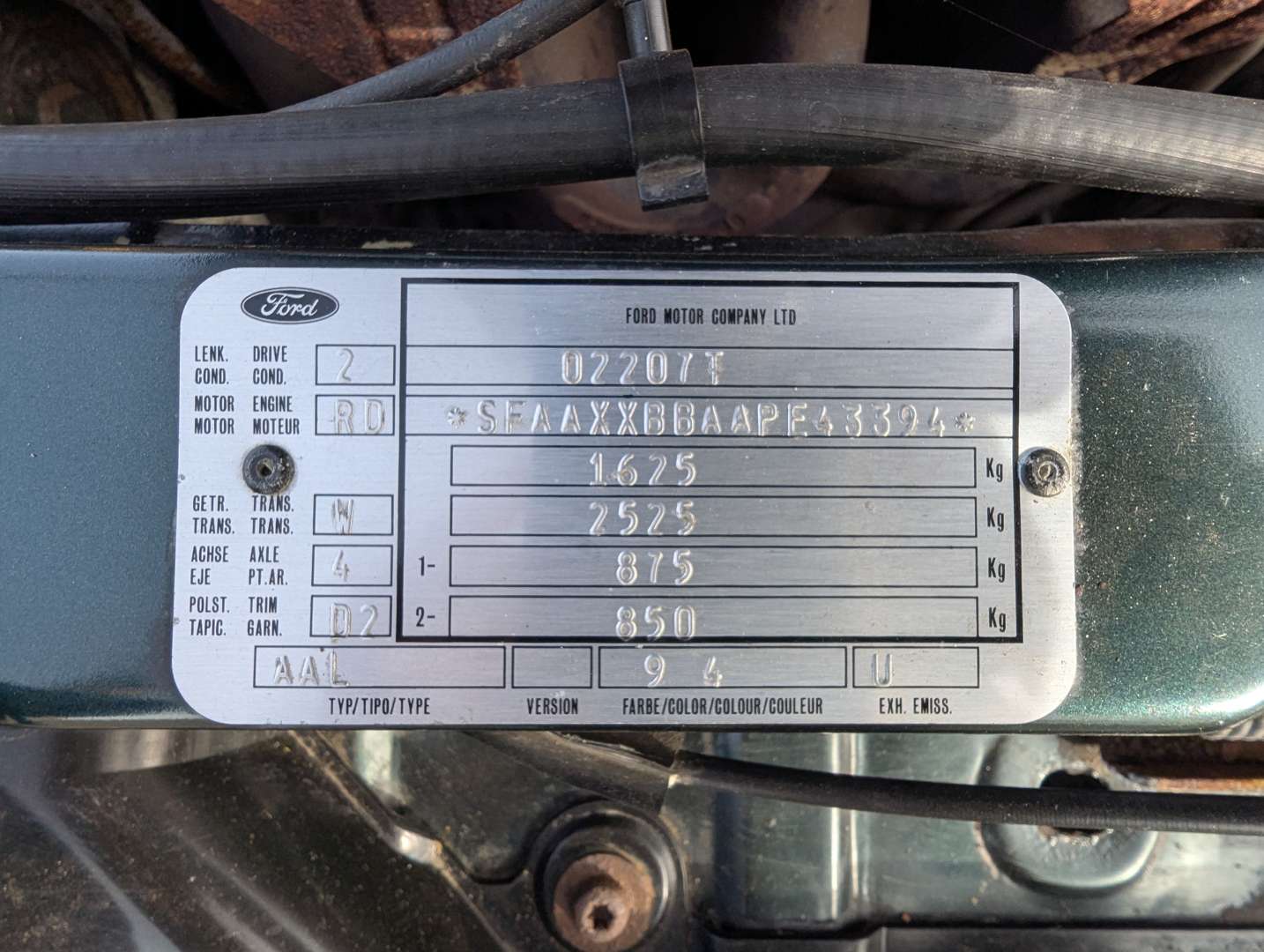 <p>1994 FORD ESCORT LX I</p>