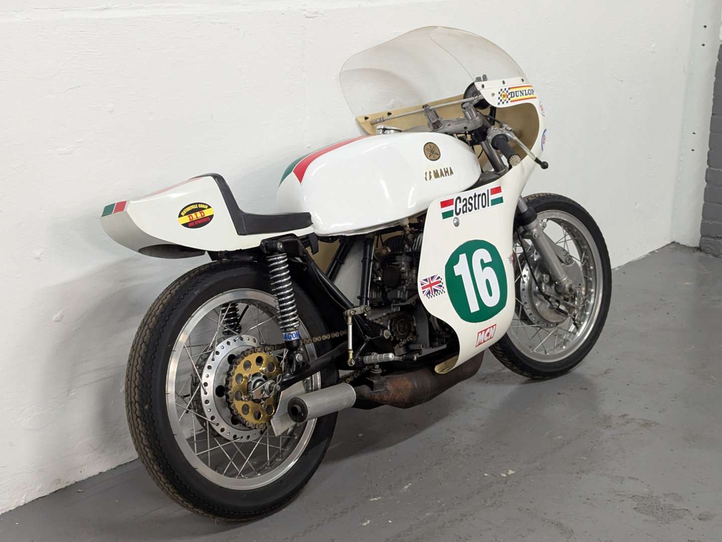 <p>1960's YAMAHA TD1B</p>