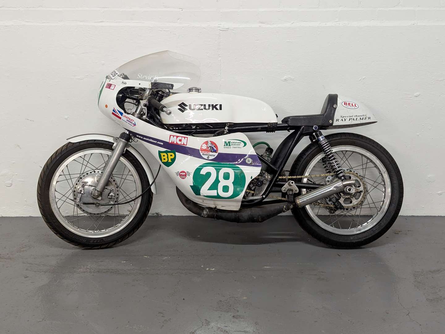 <p>1967 SUZUKI T20 SUPER 6</p>