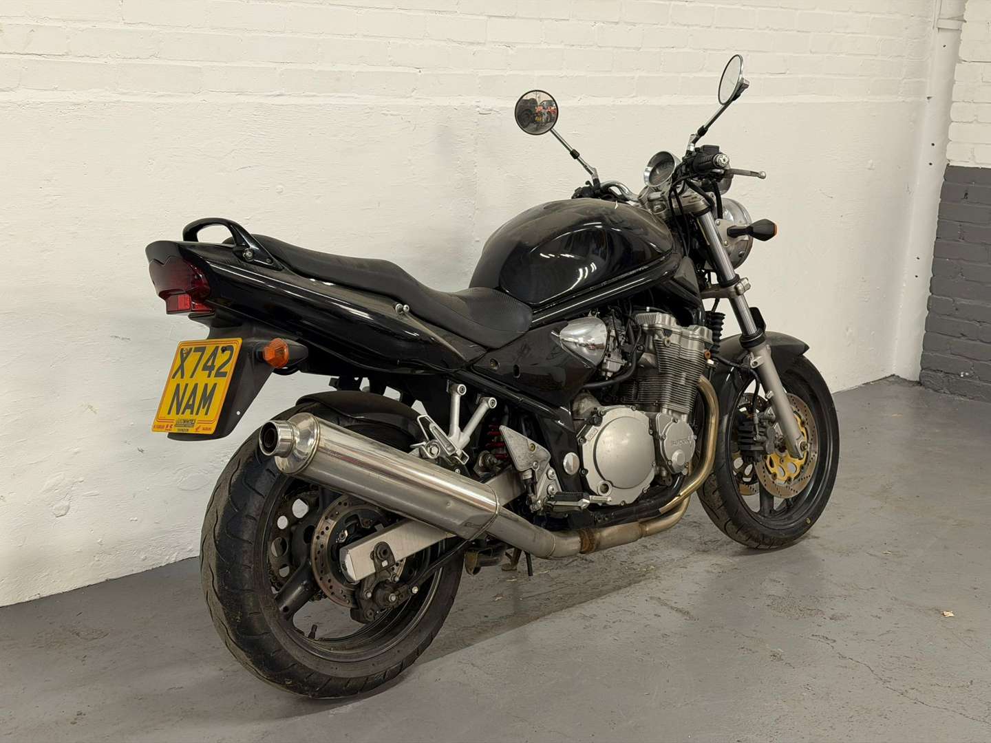 <p>2001 SUZUKI GSF 600 Y</p>